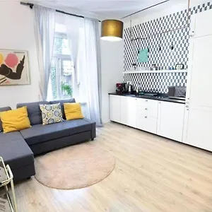 Urban Nest Blich 8 Апартаменты Краков